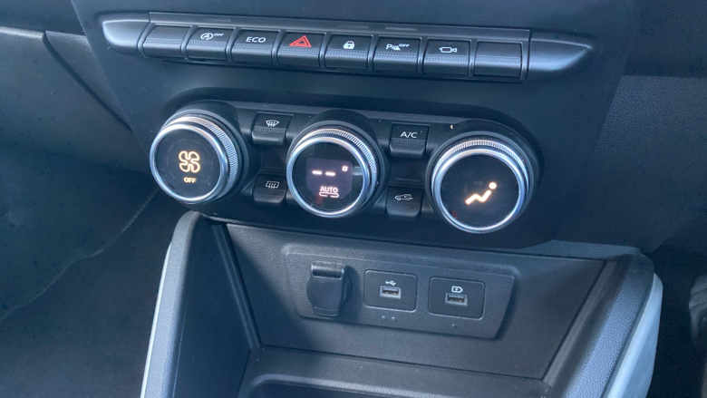 Dacia Duster 1.0 TCe 100 Prestige 5dr Bi Fuel Estate